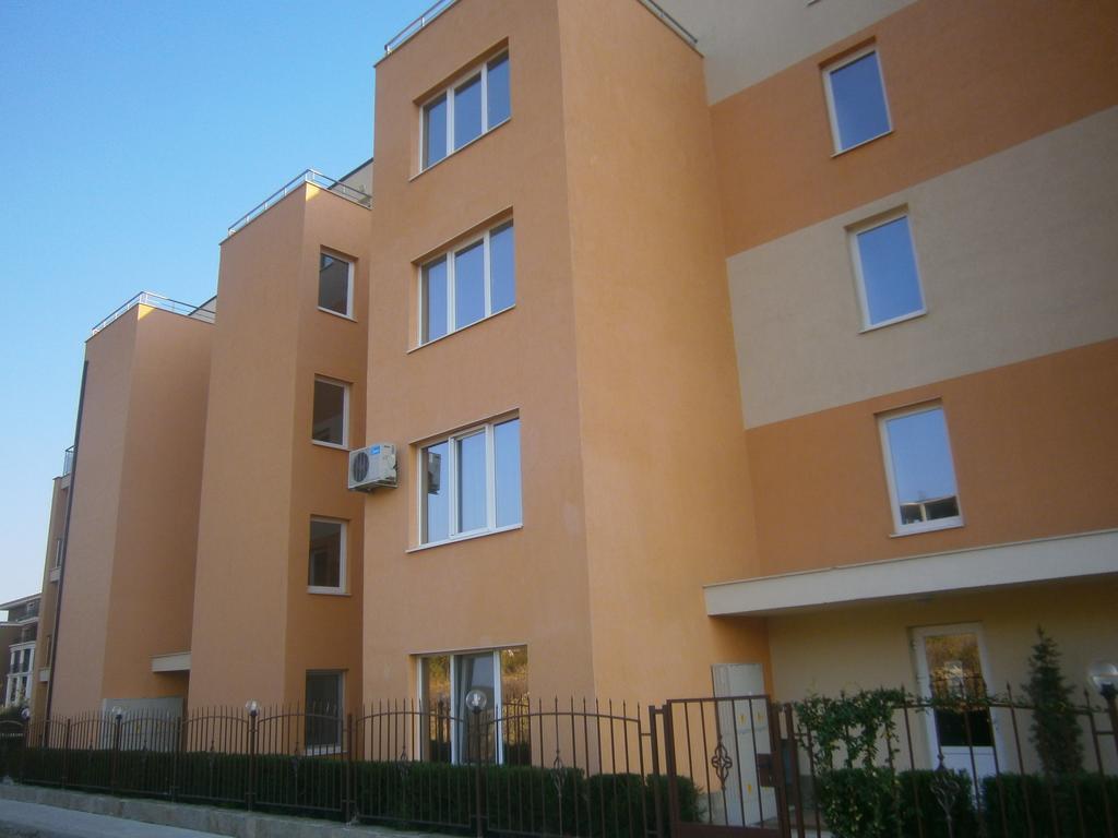 Anna Marina Apartments Sveti Vlas Εξωτερικό φωτογραφία