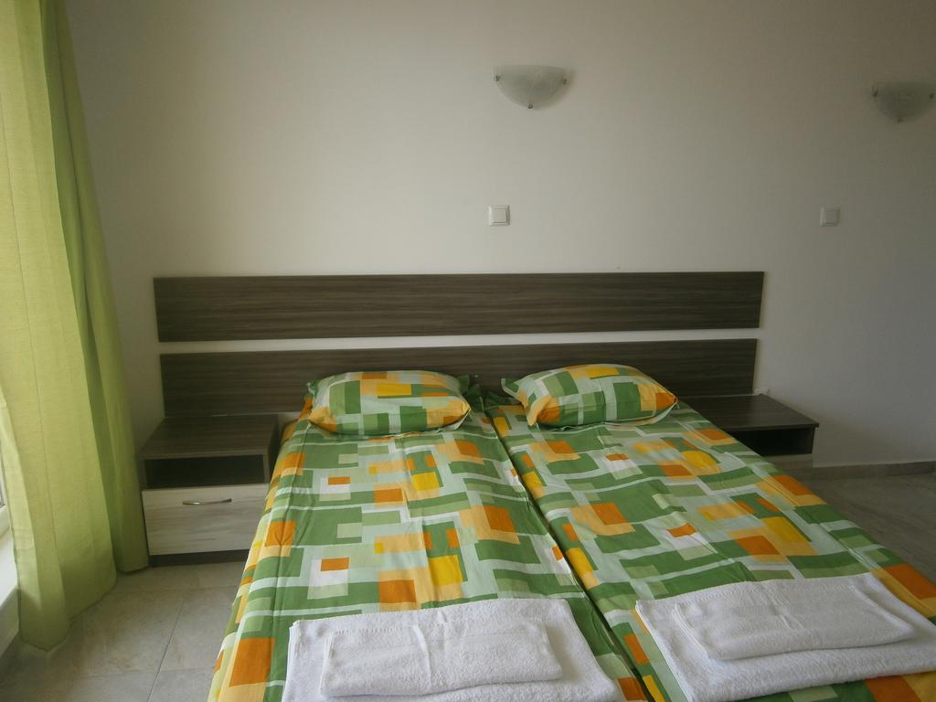 Anna Marina Apartments Sveti Vlas Εξωτερικό φωτογραφία