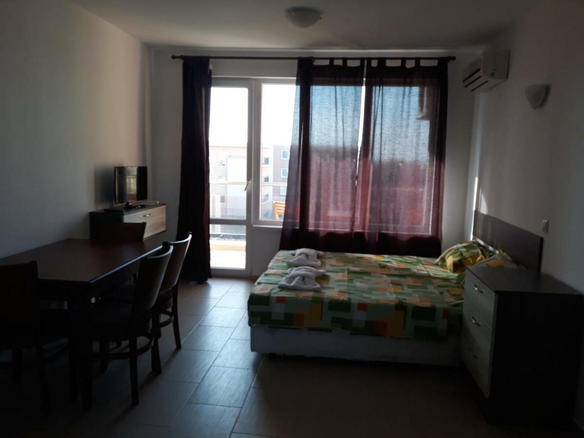 Anna Marina Apartments Sveti Vlas Εξωτερικό φωτογραφία